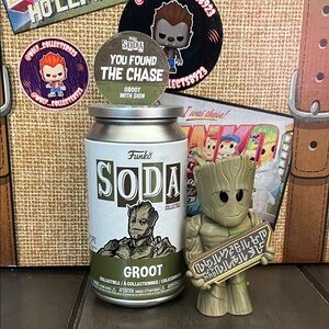 Funko Soda Groot with Sign Vinyl Figure Chase